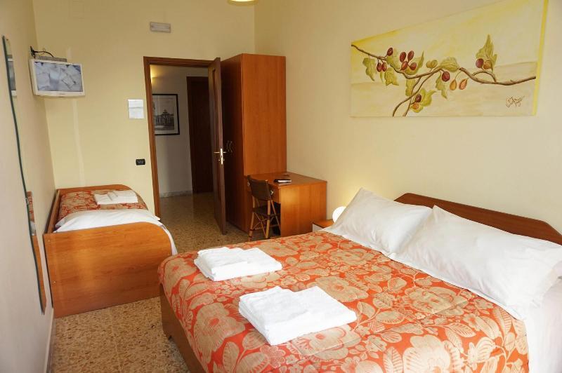 לצ'ה B&B Piazza 300Mila מראה חיצוני תמונה