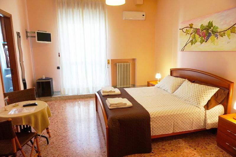 לצ'ה B&B Piazza 300Mila מראה חיצוני תמונה