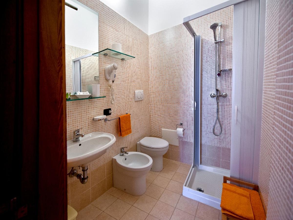לצ'ה B&B Piazza 300Mila מראה חיצוני תמונה
